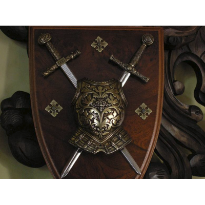 Panoply with 2 swords  - 1