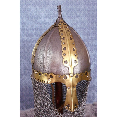 Yelmo vikingo de Gjermundbu Inicio