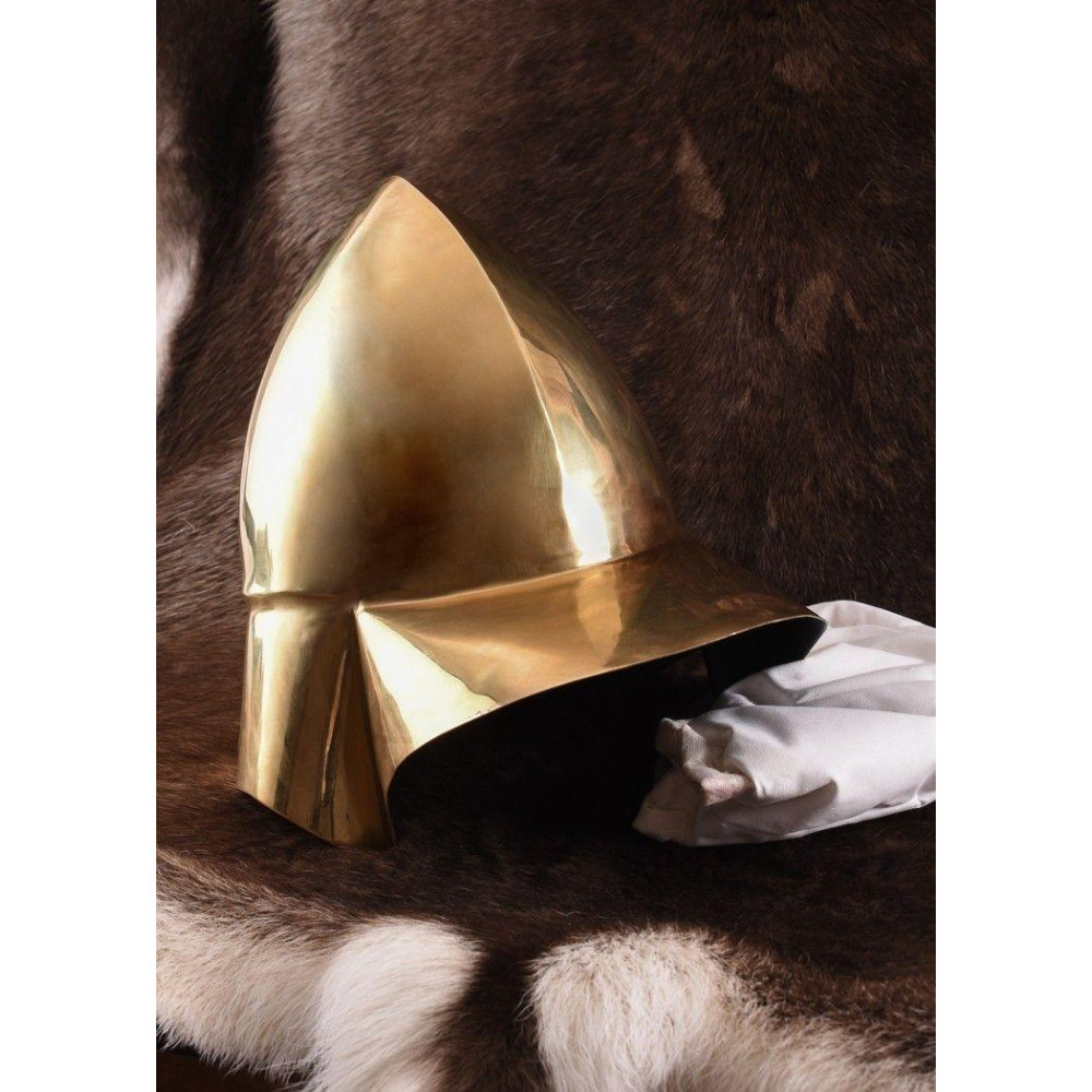 Boeotian Helmet, Brass, 4º c. BC  - 4