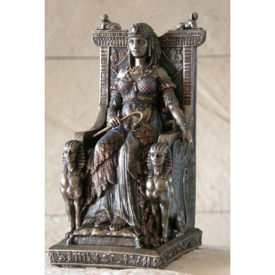 Reina egipcia en trono  - 1