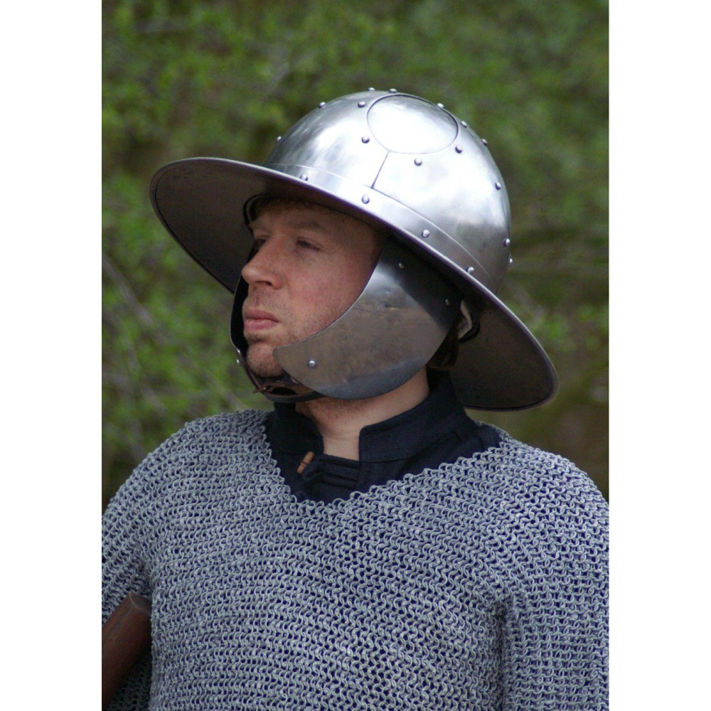 Capacete com abas  - 2