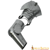 Set di armature tardo medievali con imbracature calibro 16 e imbracature da braccio  - 1