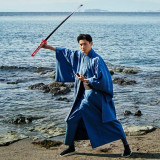 KATANA DE TATSUME AKAME GA KIRU  - 2