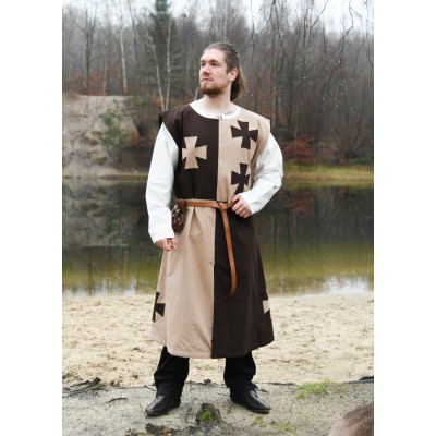 Tabarro medievale foderato con croci, marrone - 8