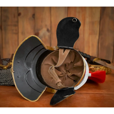 Casco de acero con pluma de legionario romano - 1