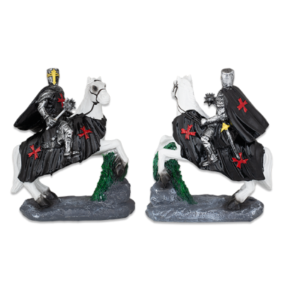 Figurine Chevalier Templier en résine avec masse, 20cms - 1