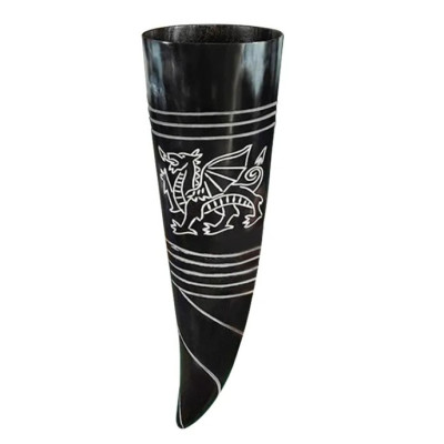 Corno celtico intagliato a mano per bere Inizio