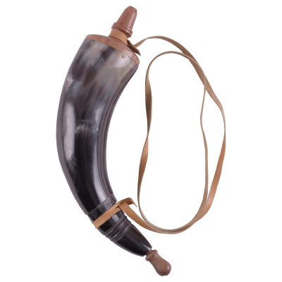 Cuerno de pólvora con correas de cuero Inicio