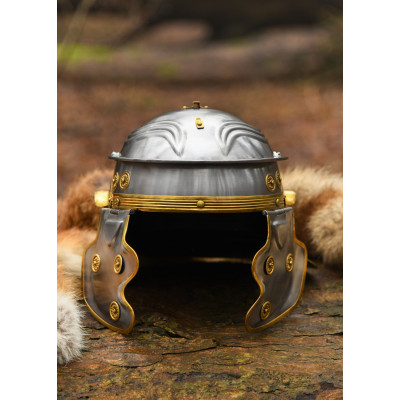 Roman Centurion Helmet FACTSHEET  Width Perimeter: 65-67 cms.  Mate...