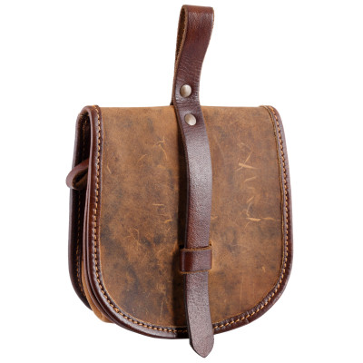 Sindri oiled leather bag, brown The central part of the body of the...
