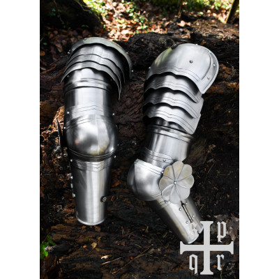Gothic Arm Guard, 16º C., 1.6 mm Steel, Pair Note: the sleeve shown...